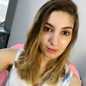 Meet your Posher, Nour